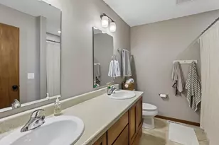 1310 Blazingstar Ln, Sun Prairie, WI 53590 - Photo 45