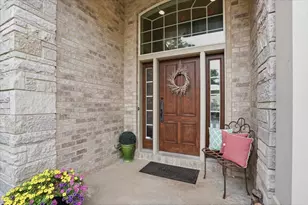 9715 Red Sky Dr, Madison, WI 53562 - Photo 9