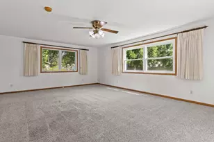 1813 Windom Way, Madison, WI 53704 - Photo 17