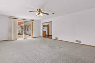 1813 Windom Way, Madison, WI 53704 - Photo 15