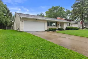1813 Windom Way, Madison, WI 53704 - Photo 3