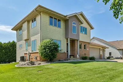 612 Greenfield Drive, DeForest, WI 53532 - Photo 3