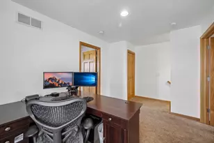 976 Stonehaven Dr, Sun Prairie, WI 53590 - Photo 21