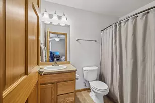 976 Stonehaven Dr, Sun Prairie, WI 53590 - Photo 19