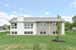 772 N Waveland Rd, Janesville, WI 53548 - Photo 9