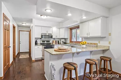6202 Rivercrest Drive, Mcfarland, WI 53558 - Photo 7