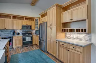 4509 E Palakwia Dr, Janesville, WI 53546 - Photo 9