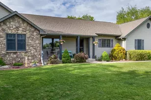 4509 E Palakwia Dr, Janesville, WI 53546 - Photo 3