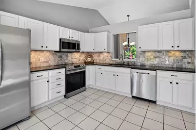 6601 Village Park Drive, Madison, WI 53718 - Photo 9
