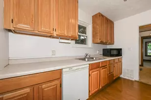 1521 Mineral Point Ave, Janesville, WI 53548 - Photo 5