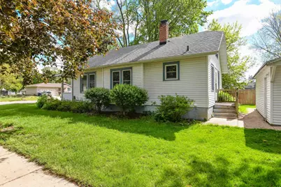 1521 Mineral Point Avenue, Janesville, WI 53548 - Photo 3