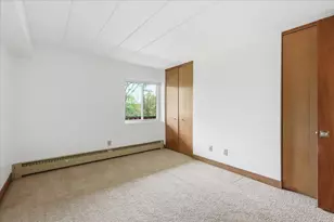 2051 Allen Blvd, Middleton, WI 53562 - Photo 15