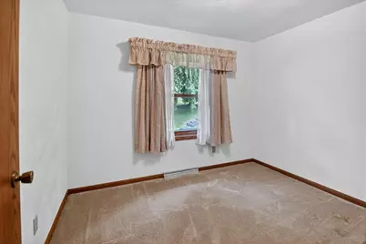 2609 Crest Line Drive, Madison, WI 53704 - Photo 27