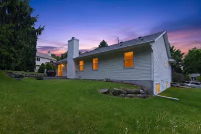 2609 Crest Line Drive, Madison, WI 53704 - Photo 3