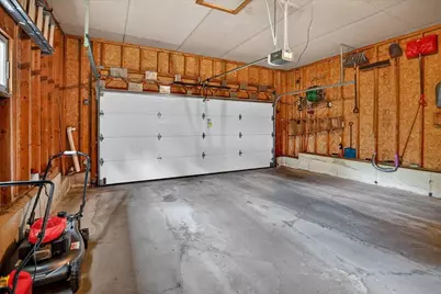 2609 Crest Line Drive, Madison, WI 53704 - Photo 41