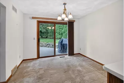 2609 Crest Line Drive, Madison, WI 53704 - Photo 19