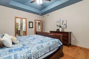 730 Greystone Ln, Middleton, WI 53562 - Photo 17