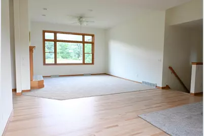 5614 N Vista Lane, Janesville, WI 53548 - Photo 5