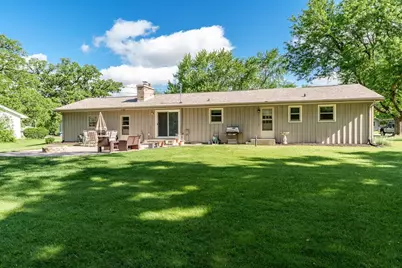 640 Adventure Court, Beloit, WI 53511 - Photo 9