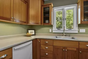 1518 Longview St, Madison, WI 53704 - Photo 9