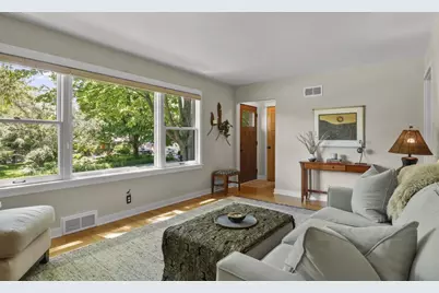 1518 Longview Street, Madison, WI 53704 - Photo 5