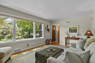 1518 Longview St, Madison, WI 53704 - Photo 5