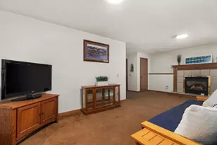 2725 Whitlock Rd, Madison, WI 53719 - Photo 17