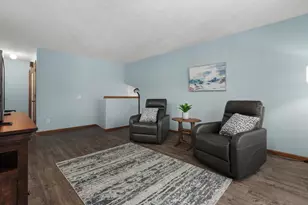 2725 Whitlock Rd, Madison, WI 53719 - Photo 9