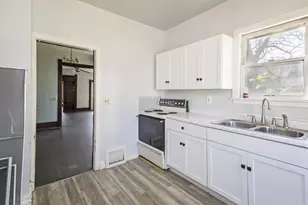 306-308 Center Ave, Janesville, WI 53548 - Photo 21