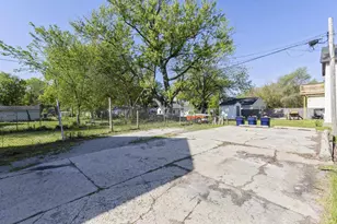 306-308 Center Ave, Janesville, WI 53548 - Photo 7