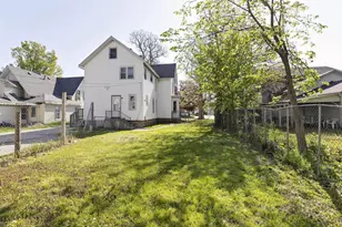 306-308 Center Ave, Janesville, WI 53548 - Photo 5