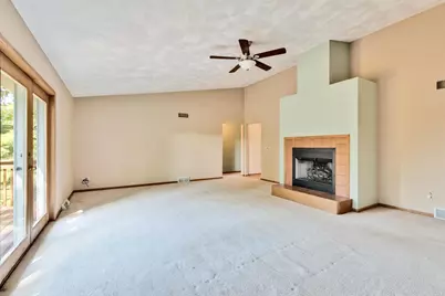 629 W Mohawk Trail, DeForest, WI 53532 - Photo 9