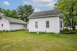 208 Wisconsin St, Avoca, WI 53506 - Photo 3