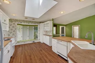 4163 Eastridge Dr, Janesville, WI 53546 - Photo 11