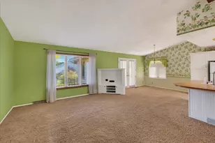4163 Eastridge Dr, Janesville, WI 53546 - Photo 5
