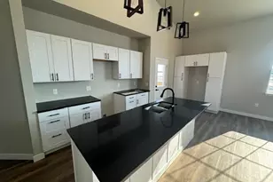 6614 Ramshorn Dr, DeForest, WI 53532 - Photo 7