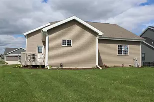 6614 Ramshorn Dr, DeForest, WI 53532 - Photo 23