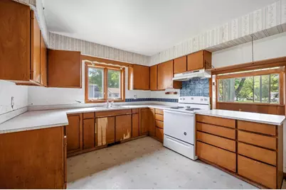 517 W Maple Avenue, Beaver Dam, WI 53916 - Photo 7