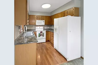 2802 S Felker Avenue, Marshfield, WI 54449 - Photo 7