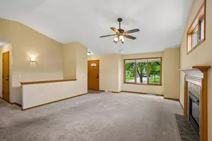 7526 Crawling Stone Rd, Madison, WI 53719 - Photo 9