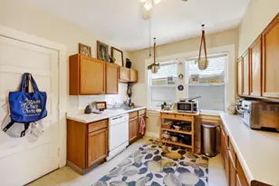 307 S Baldwin St, Madison, WI 53703 - Photo 31