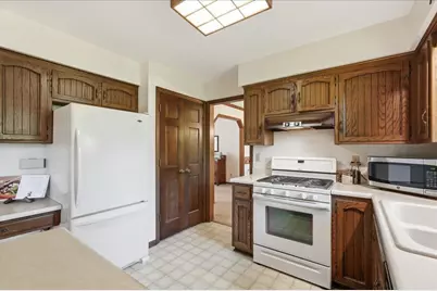 3614 Rolling Hill Drive, Middleton, WI 53562 - Photo 17