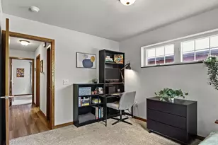 2427 Allied Dr, Madison, WI 53711 - Photo 17
