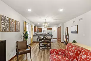 2427 Allied Dr, Madison, WI 53711 - Photo 3