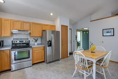 232 Yarrow Hill Drive, Cottage Grove, WI 53527 - Photo 9