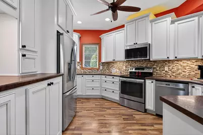 2090 Yahara Drive, Stoughton, WI 53589 - Photo 17