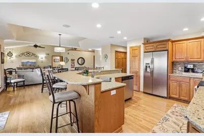 810 Ganser Drive, Waunakee, WI 53597 - Photo 15