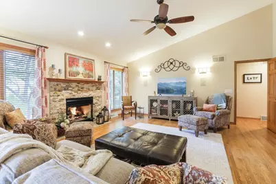 810 Ganser Drive, Waunakee, WI 53597 - Photo 7