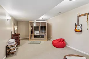 810 Ganser Dr, Waunakee, WI 53597 - Photo 41
