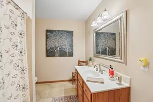 810 Ganser Dr, Waunakee, WI 53597 - Photo 31